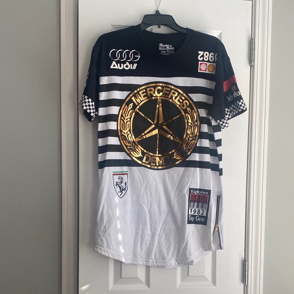 NWOT Mercedes Black and White Short Sleeve Tee